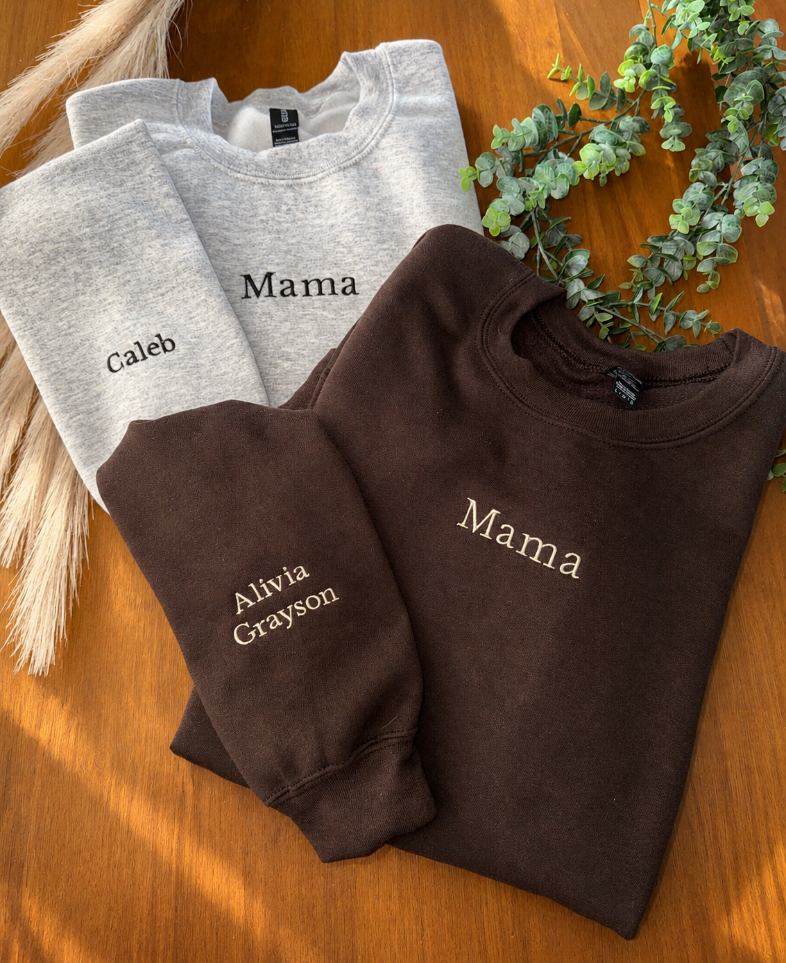 Minimalistic Mama Embroidered Crewneck Sweatshirt